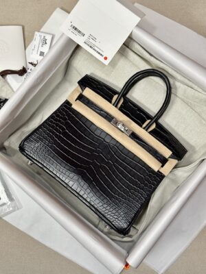 Home Hermès Birkin 25 Noir Matte Alligator Palladium Hardware